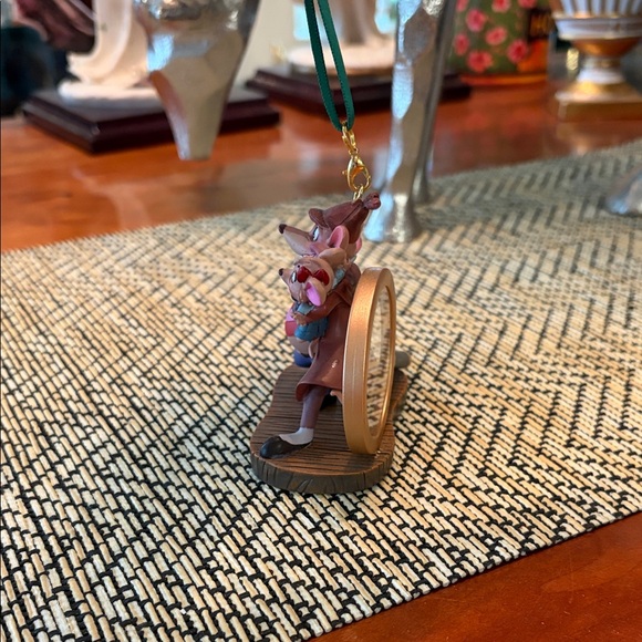 The Great Mouse Detective Figurine Ornament - Picture 3 of 5